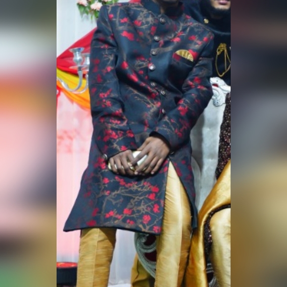 heavy Party wear sherwani ❣️❣️ - Picture 4 of 4